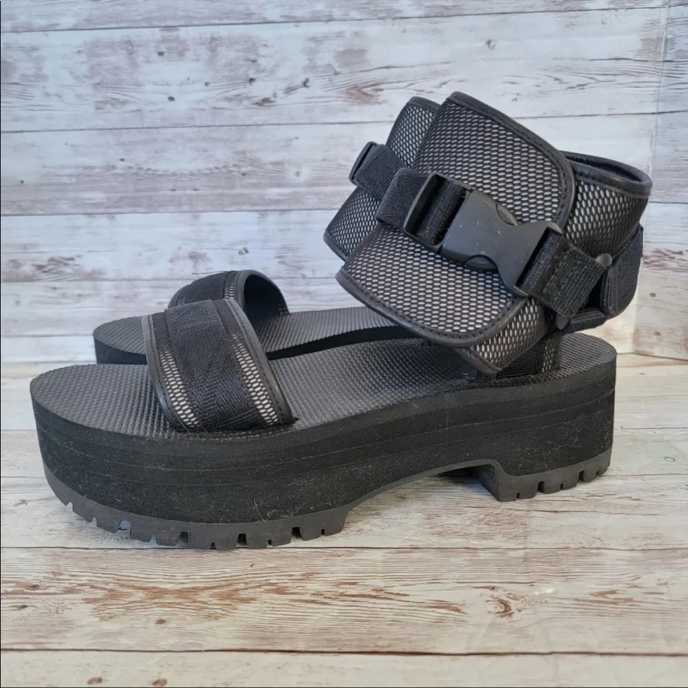 Teva Indio Jewel Black Platform Sandals - Picture 1 of 9